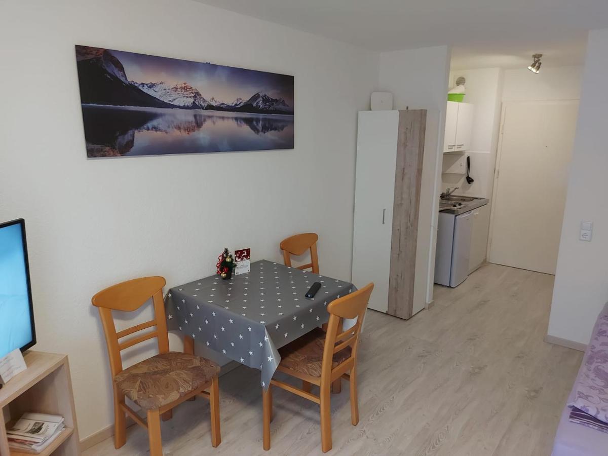 Apartment Homburg Uni-Naehe Exteriér fotografie